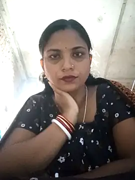 Webcam Model (Notyriya7)  is live.Free join now!