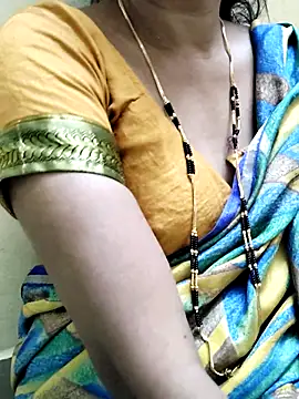 Webcam Model (anuradha1432)  is live.Free join now!