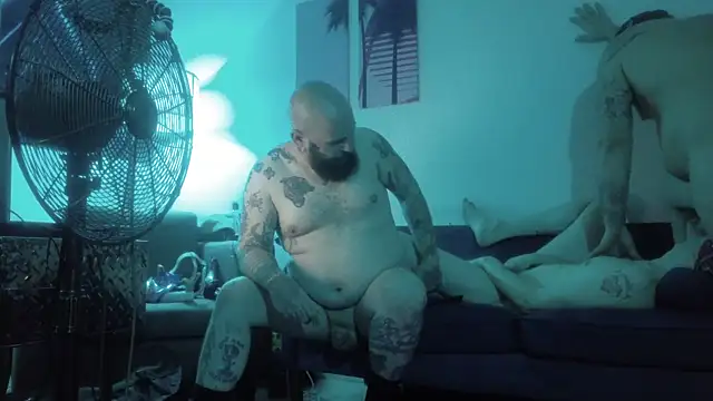 Armyexhibitionistvet