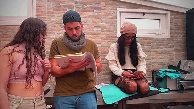 barfantasy Live Webcam on Stripchat