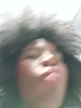  AmiraMorgan chat room