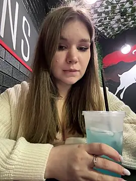 Webcam Model (PumaShyXD)  is live.Free join now!