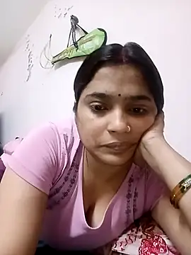 trisha_71 - Trisha_71's free webcam - UK Sex Cams