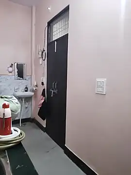 Webcam Model (Cute_Jasmin_)  is live.Free join now!