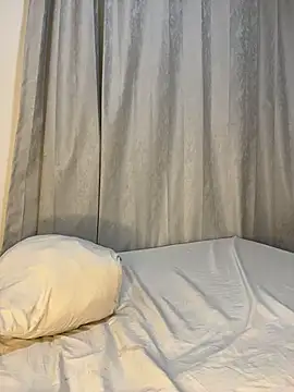 Webcam Model (naughty__angel)  is live.Free join now!