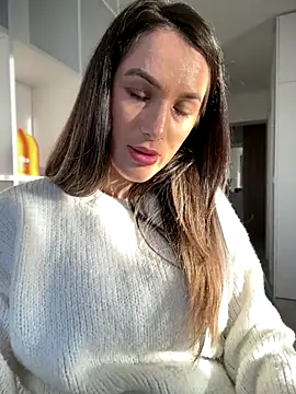 Webcam Model (HotCydForU)  is live.Free join now!