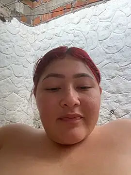 Webcam Model (Rouse-Antonella)  is live.Free join now!