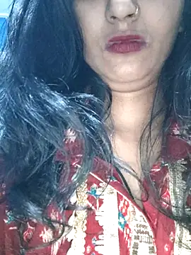 Webcam Model (Janu-hasena)  is live.Free join now!