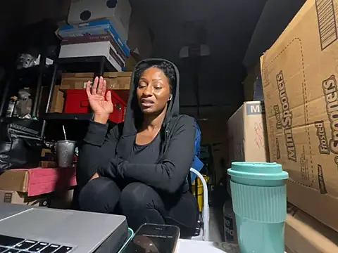 Webcam Model (wynterheat)  is live.Free join now!