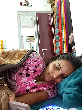 Webcam Model (Hotty-Nidhi)  is live.Free join now!