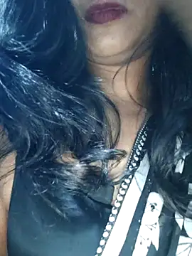 Webcam Model (Janu-hasena)  is live.Free join now!