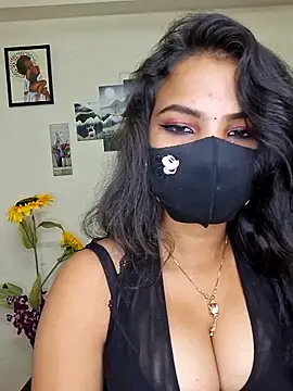 Webcam Model (Noor-Bold)  is live.Free join now!