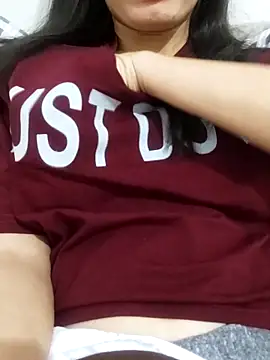 Shomokh from StripChat is inFreechat