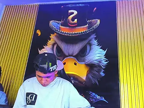 tommy_bigcock19 - Tommy_bigcock19's free webcam - UK Sex Cams