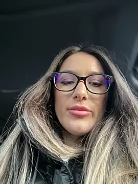 Webcam Model (HotCydForU)  is live.Free join now!