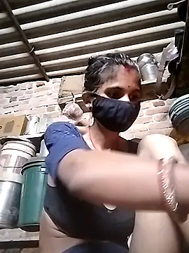 Webcam Model (Joshi_Love143)  is live.Free join now!