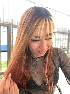 Webcam Model (Sallem_Pink)  is live.Free join now!