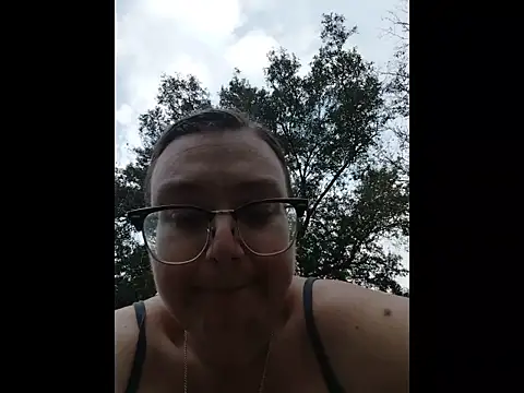 Webcam Model (HTXBELLE)  is live.Free join now!