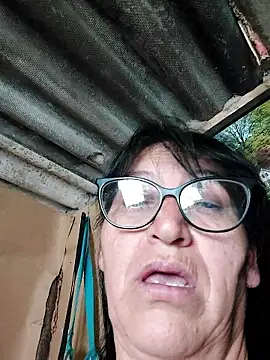 Webcam Model (clarita_01)  is live.Free join now!