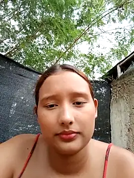 Webcam Model (young_dairy01)  is live.Free join now!