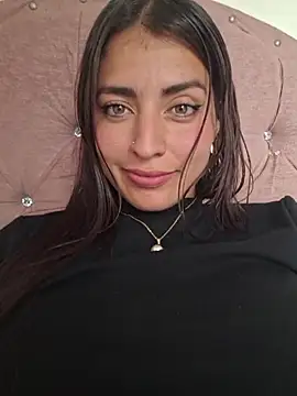 Webcam Model (GISELLA__)  is live.Free join now!