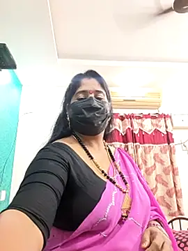 Webcam Model (tamil-aunt)  is live.Free join now!