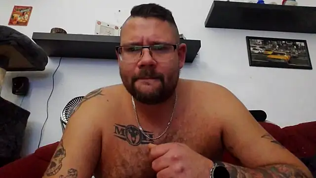 sexykevin17cm - Sexykevin17cm's free webcam - UK Sex Cams