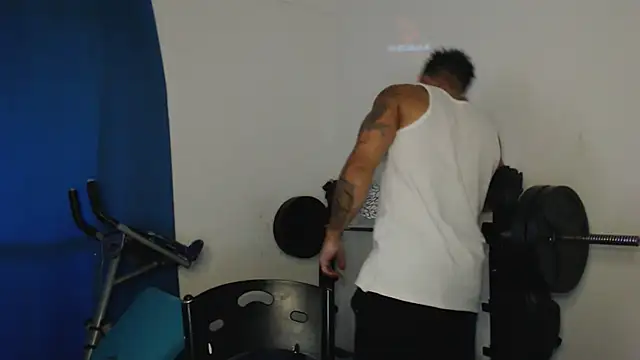 jacobjamess - JacobJamess's free webcam - UK Sex Cams