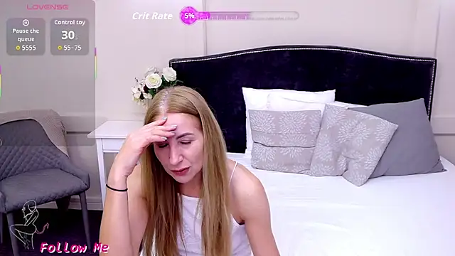 foxyramona - FoxyRamona's free webcam - UK Sex Cams