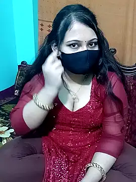 Webcam Model (Porimoni22)  is live.Free join now!