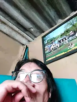 clarita_01 - Clarita_01's free webcam - UK Sex Cams