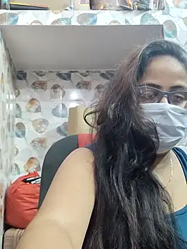 Webcam Model (nisha_1110)  is live.Free join now!