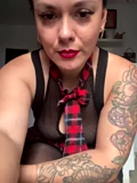 Luccreccia_ Live Webcam on Stripchat