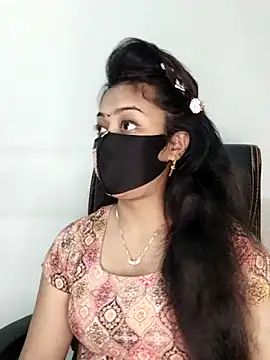 Webcam Model (Tapur-)  is live.Free join now!