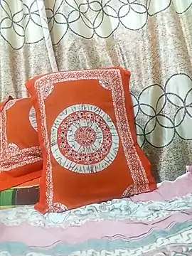 Webcam Model (daisy-03)  is live.Free join now!