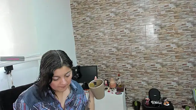 Yin_yang_hot Live Webcam on Stripchat