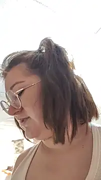 Webcam Model (HunnyyLove)  is live.Free join now!