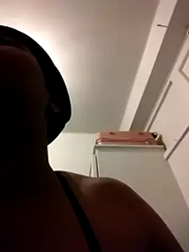 Webcam Model (AcetousAbb)  is live.Free join now!