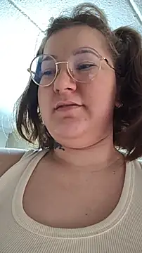 Webcam Model (HunnyyLove)  is live.Free join now!