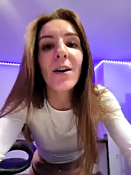 Webcam Model (Ladykimberly_XOXO)  is live.Free join now!