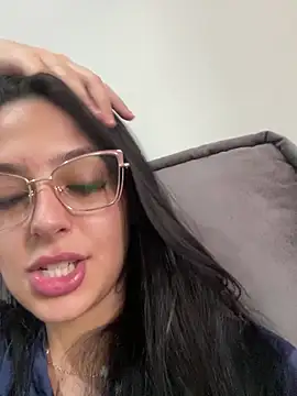 jujuarantes__2025 Live Webcam on Stripchat