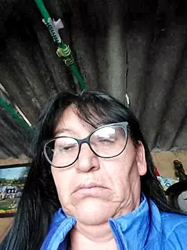 Webcam Model (clarita_01)  is live.Free join now!