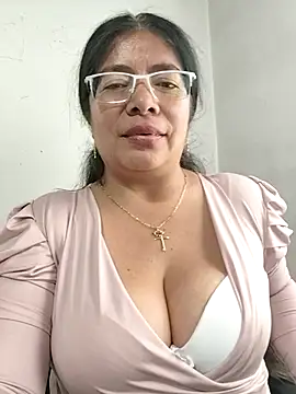 __valentina18 webcam