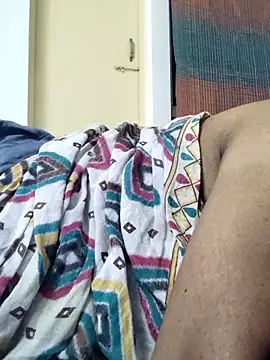 Webcam Model (Tamilrojanew)  is live.Free join now!