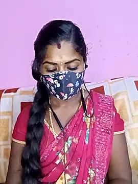 Webcam Model (tamilammukuttyy)  is live.Free join now!