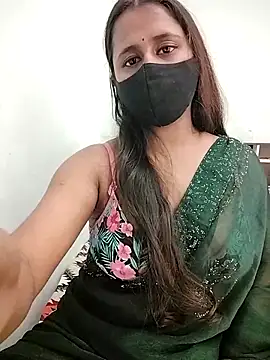 Webcam Model (LoveLy-Soneya)  is live.Free join now!