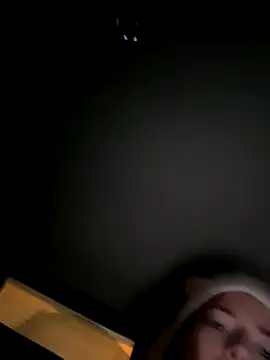 LoraaDoll Live Webcam on Stripchat