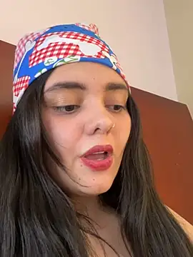 Webcam Model (candicewest_)  is live.Free join now!