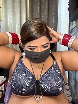 Webcam Model (GEET-LOVE)  is live.Free join now!