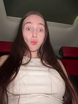 SnappyHappy's Stripchat show and profile